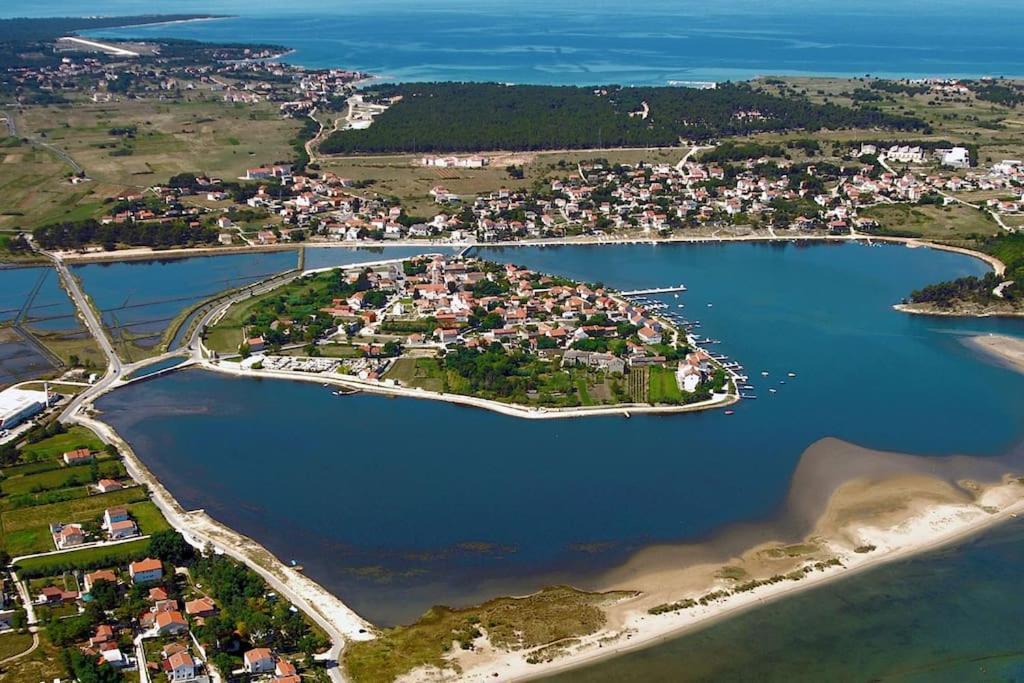 Apartment Bonaca Нин Экстерьер фото